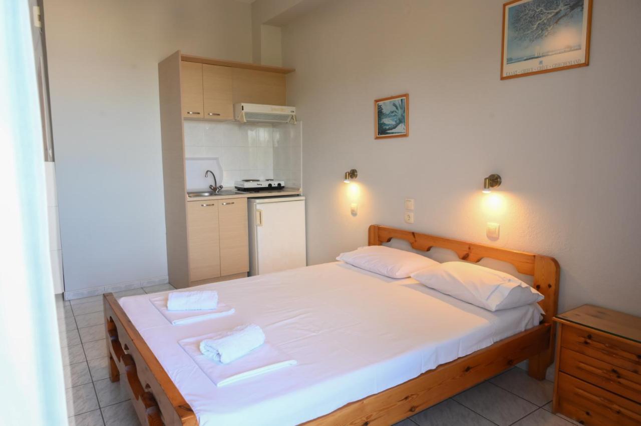 Olympiakí Aktí Giorgos Apartments Sea View מראה חיצוני תמונה