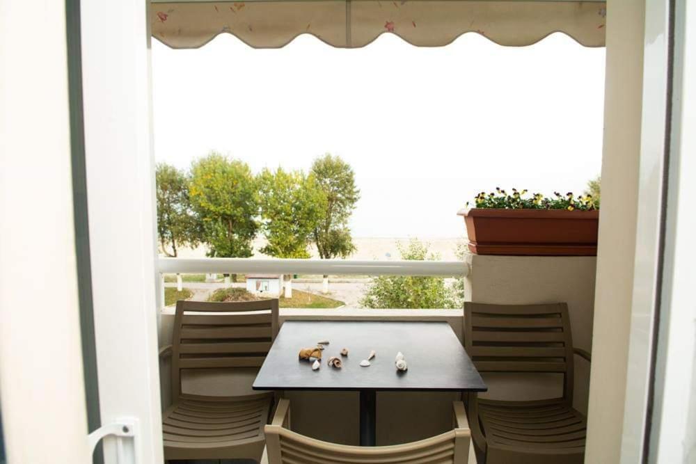 Olympiakí Aktí Giorgos Apartments Sea View מראה חיצוני תמונה